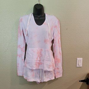 Sweatshirt & Shorts Set